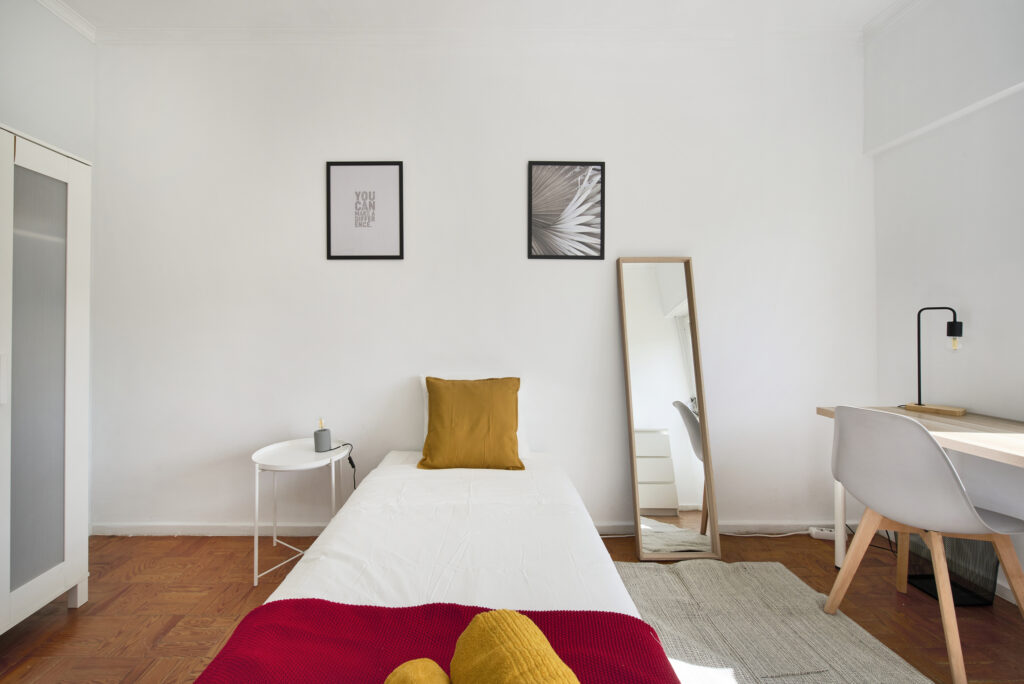 Rent Room Lisbon – Odivelas 51# - Room 4