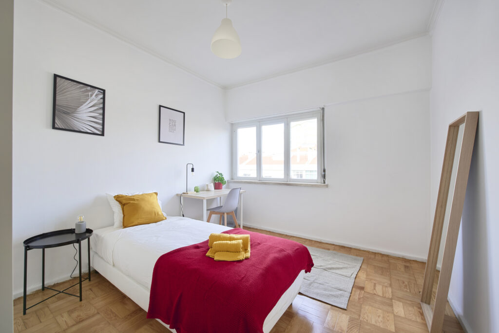 Rent Room Lisbon – Odivelas 52# - Room 2