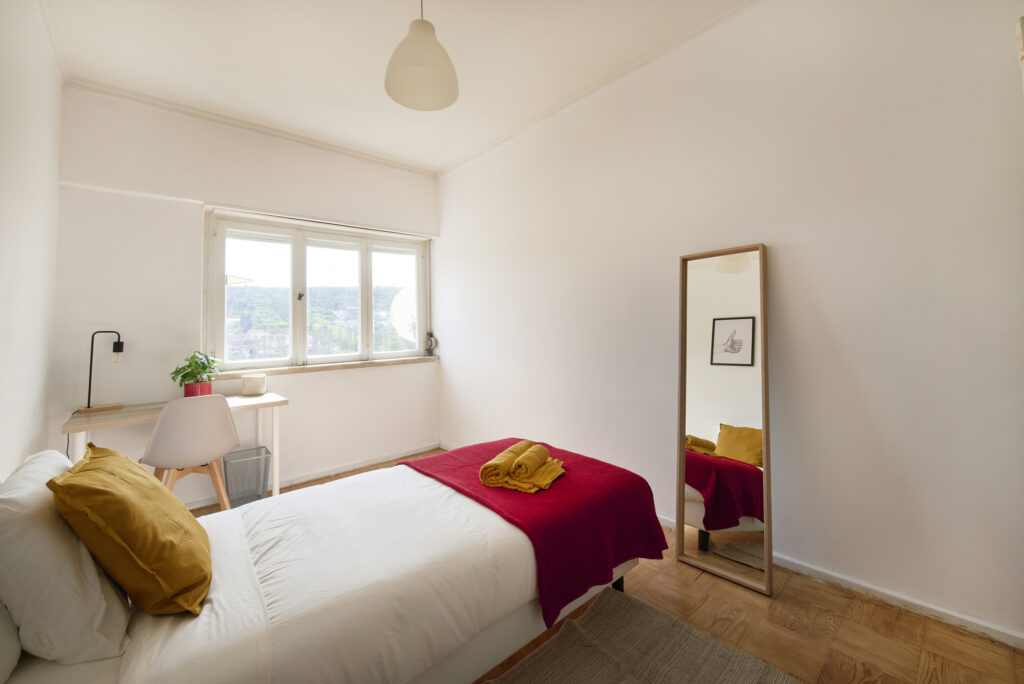 Rent Room Lisbon – Odivelas 52# - Room 4