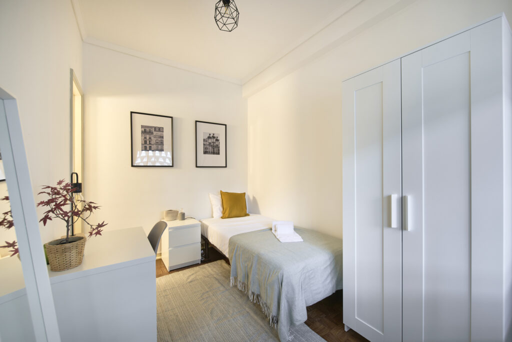 Rent Room Lisbon – Alvalade 57# - Room 1