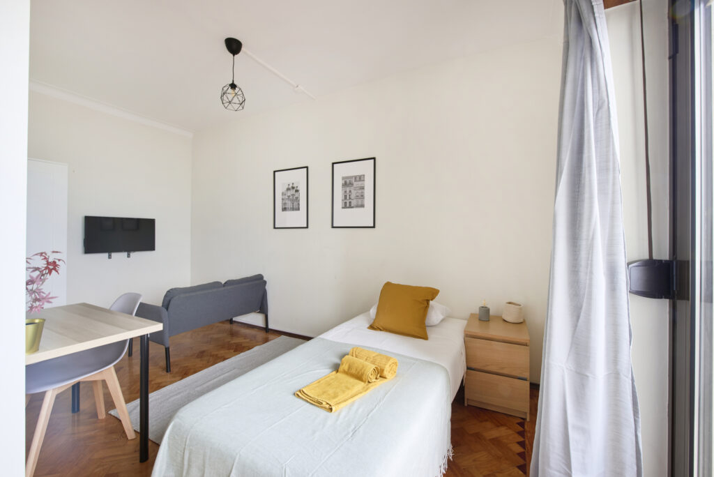 Rent Room Lisbon – Santa Apolónia 56# - Room 8