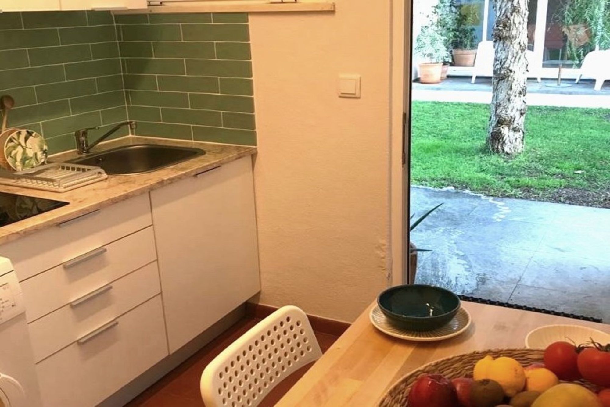 Rent Room Lisbon – Parede 31# – Kitchen