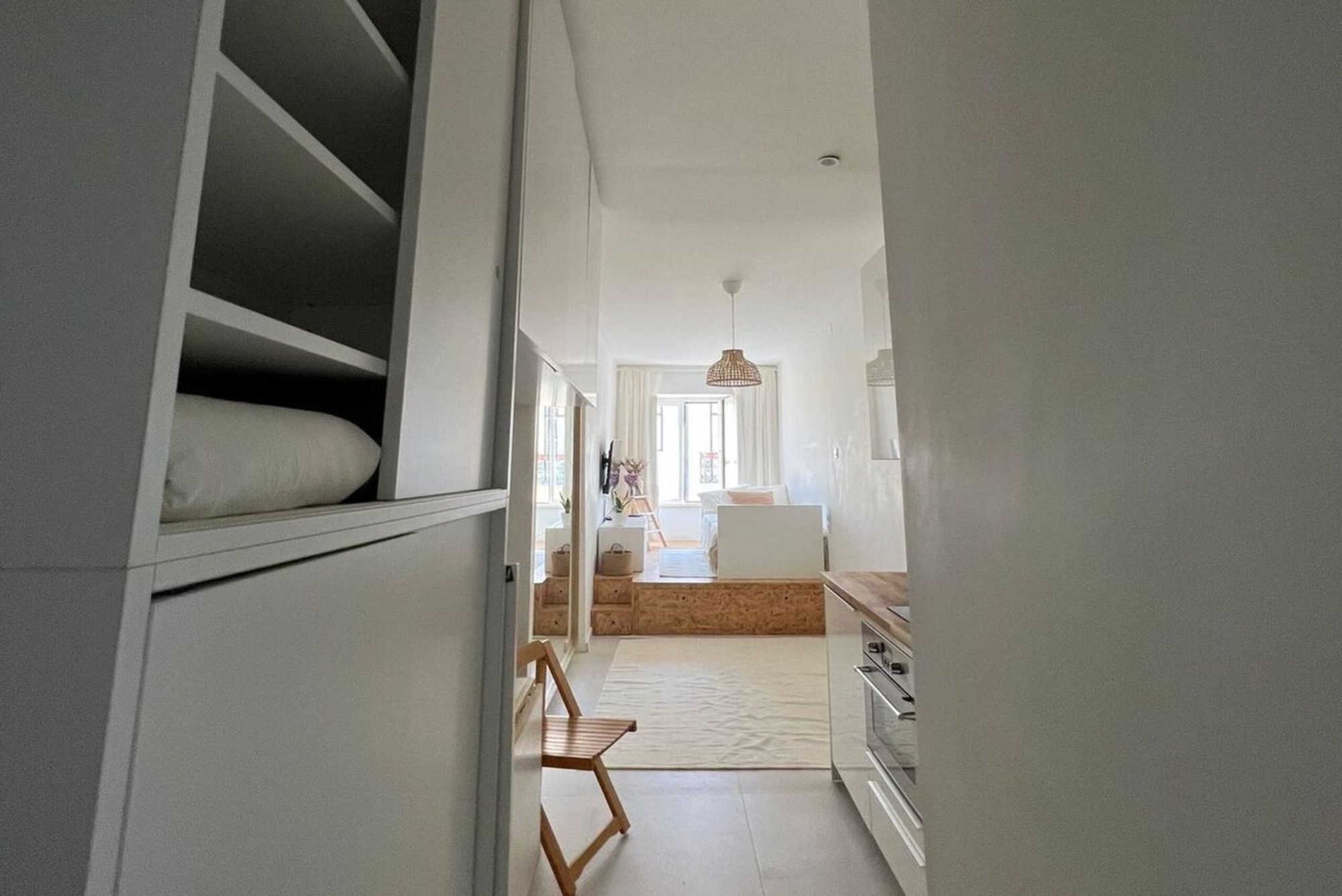 Rent Room Lisbon – Beato 43# - Hallway