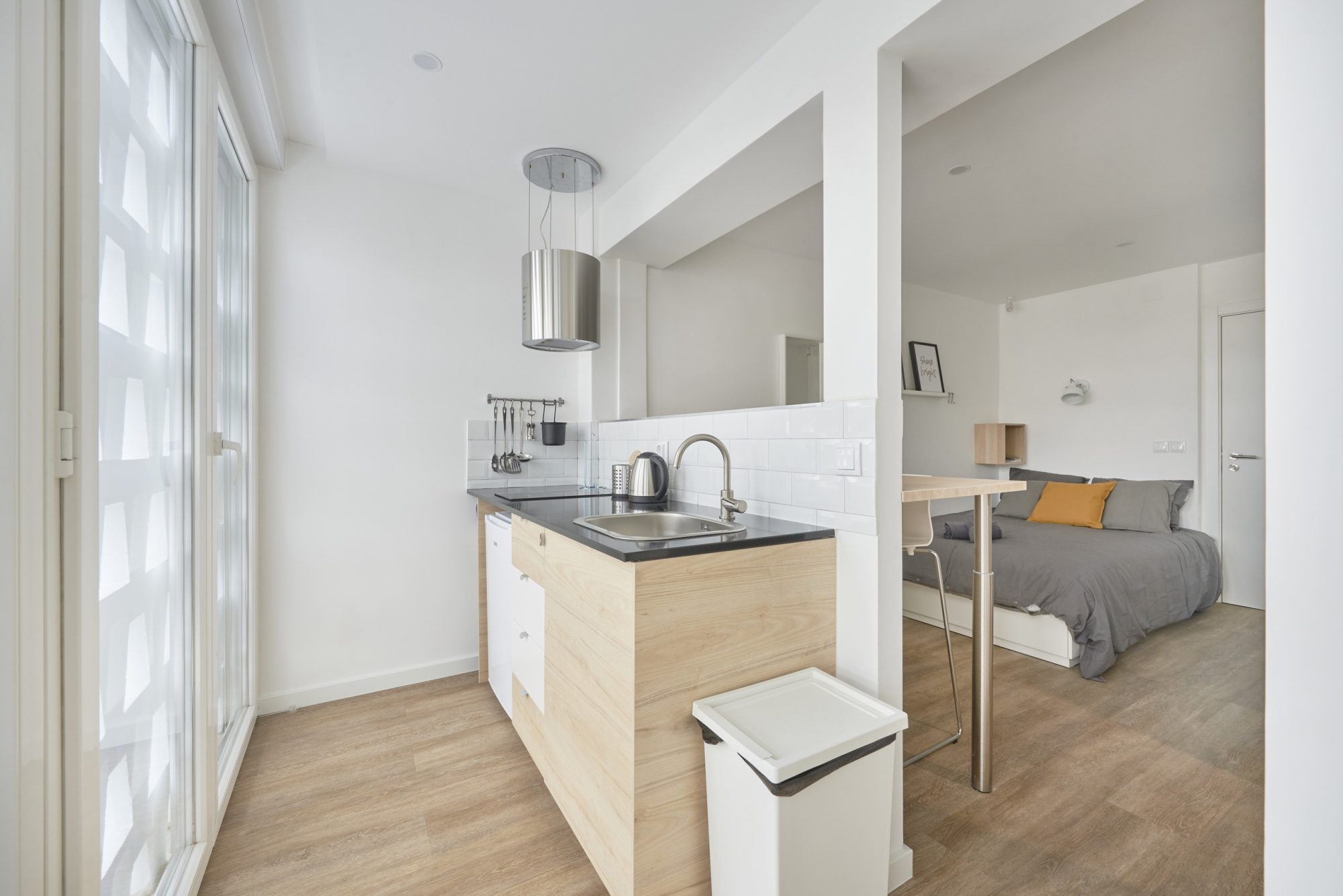 Rent Room Lisbon – Alvalade 20# – Kitchen